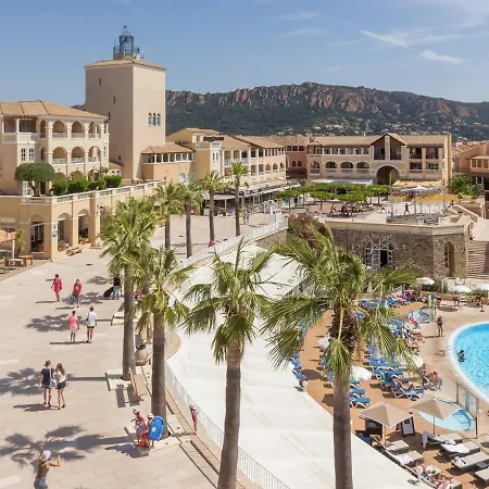 Apartment Studio Saint-raphael, 1 Piece, 4 Personnes - Fr-1-504-647