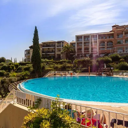 Apartment Studio Saint-raphael, 1 Piece, 4 Personnes - Fr-1-504-647 *